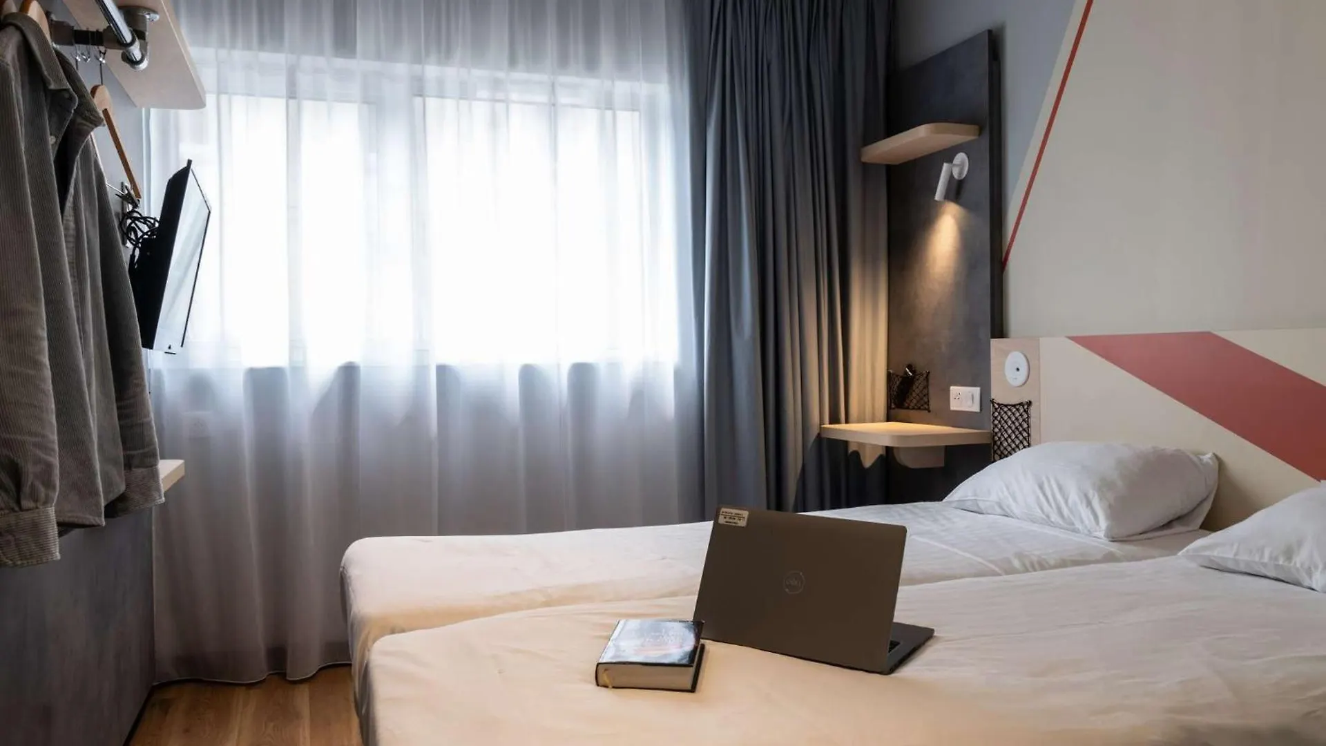 ** Hotel Ibis Budget Saint Malo Centre France